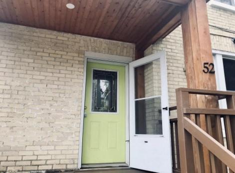 Cozy Home Close To Kitchener Downtown Экстерьер фото